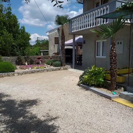 Bogdan Apartman *