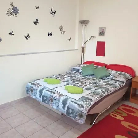 Bogdan Apartman بيت ضيافة